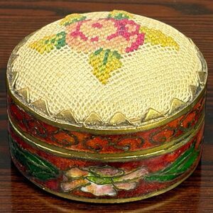 Vintage Petit Point Trinket Box Cloisonné Needlepoint Enamel Red Roses Floral